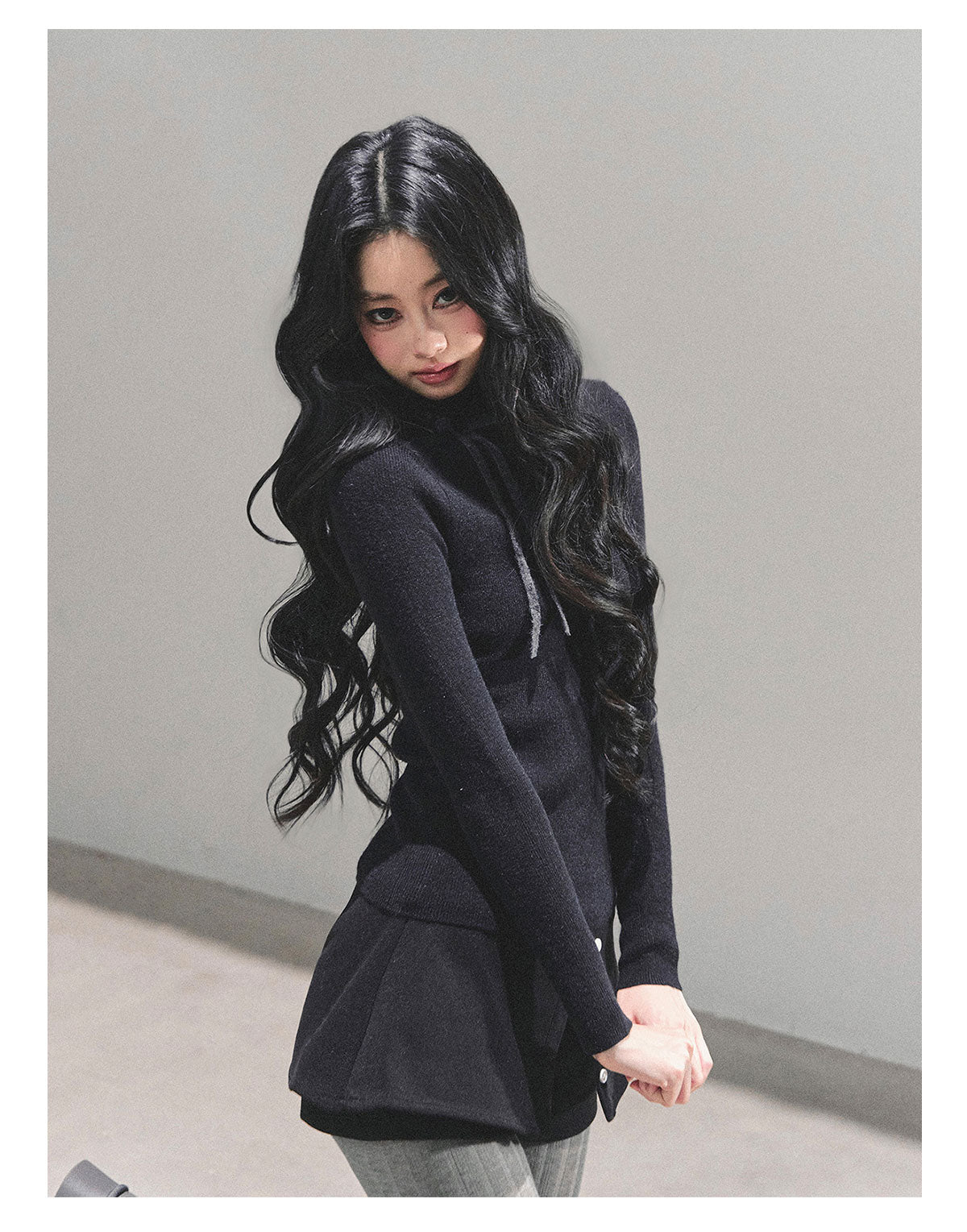 少也眼 “Velvet Touch” Semi-Turtleneck Long Sleeve Knit Top - Black 586255478