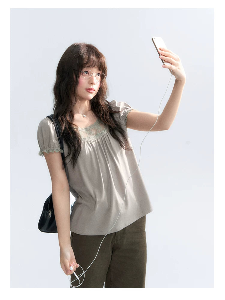 "Vintage Cream" Milk Gray Lace Trim Puff Sleeve T-Shirt