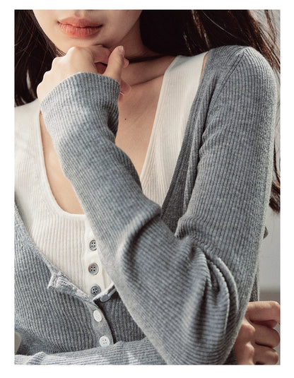 AOMALM - Korean U-Neck Faux Layered Knit Top