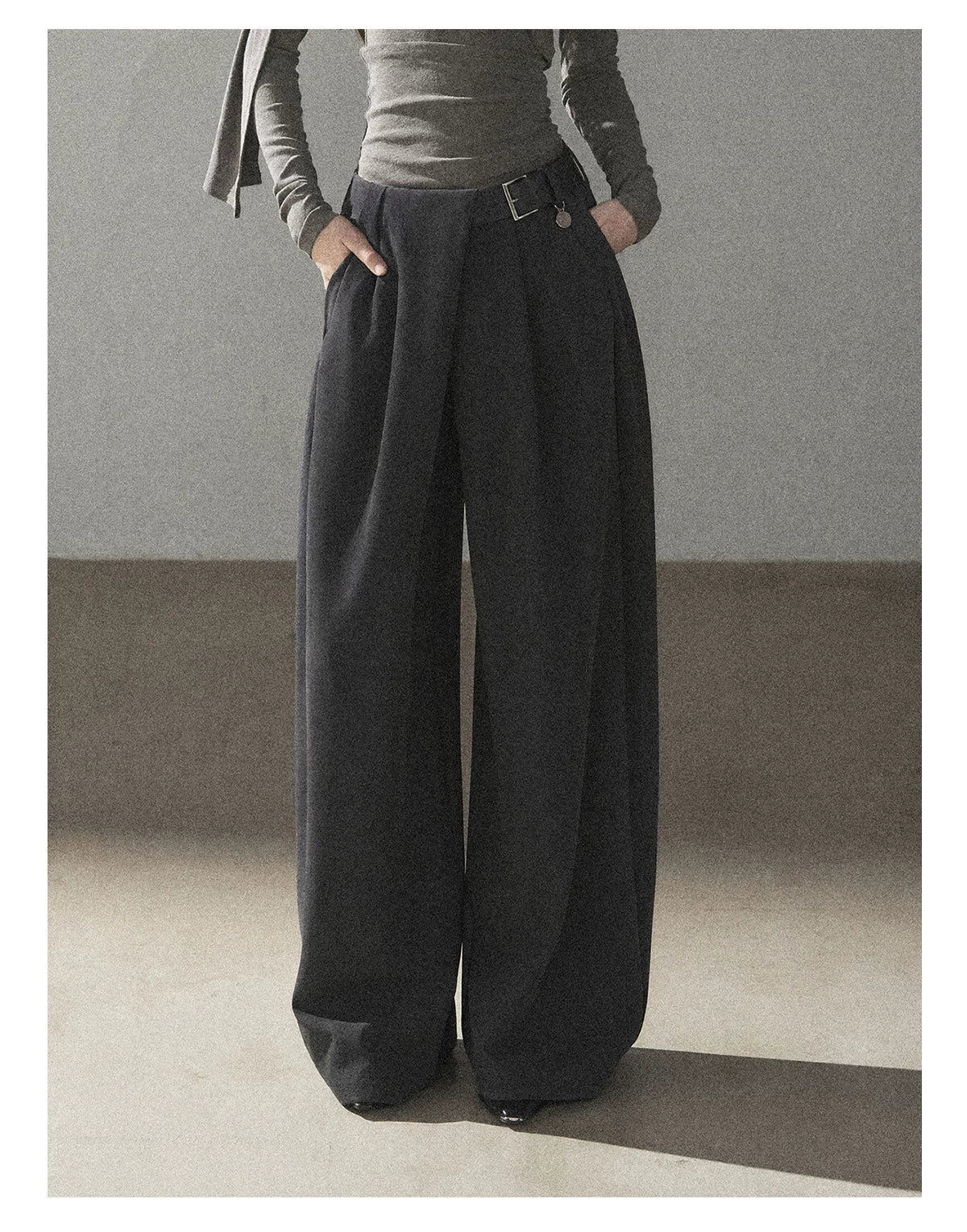 AOMALM - "A Touch of Autumn" Loose Relaxed Balloon Wide-Leg Pants With Belt (Dusty Taupe Brown / Quiet Black)
