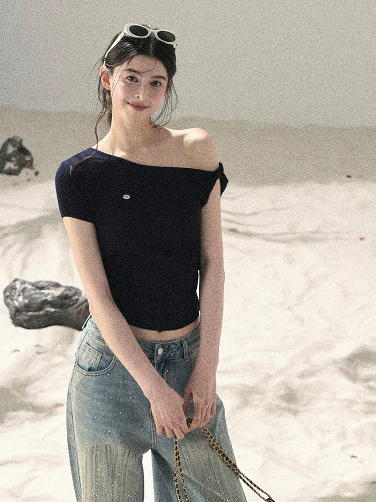 "Shape of the Wind" Navy Blue One-Shoulder Twist Crop Top 6556585