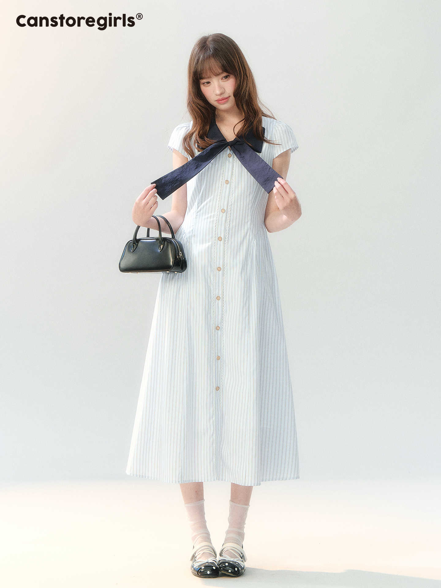 "Academy Breeze Letter" White Stripe Contrast Collar Dress