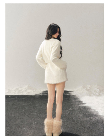 少也眼 "She Steps Through Frostlight" French 3D Floral Faux Mink Mini Dress - Camellia White