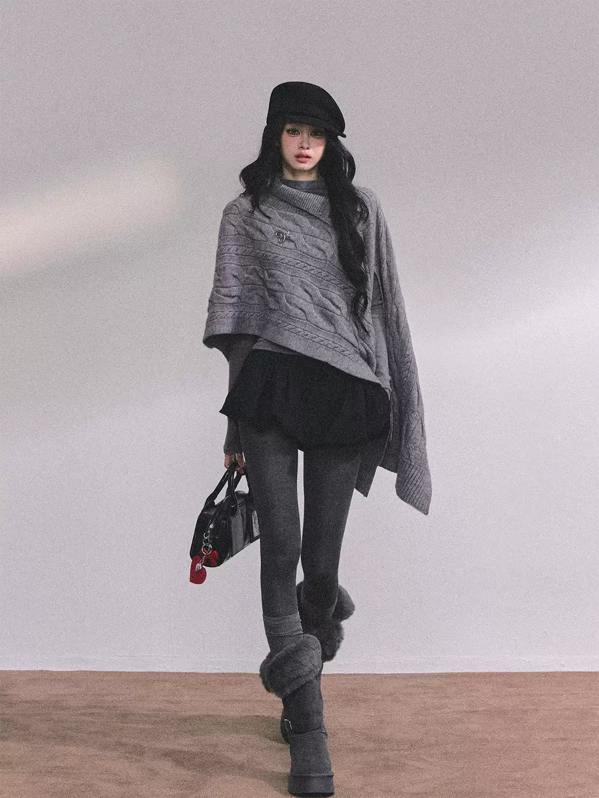 少也眼 British-Inspired Loose Fit Knit Cape