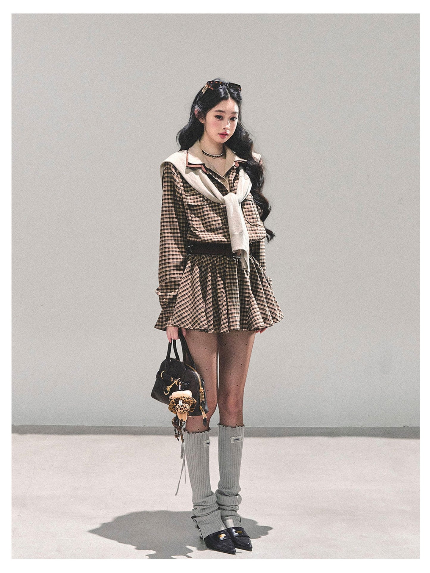 少也眼 “She Walked Through Yesterday" Coffee Layered Dress