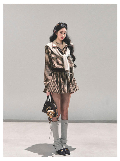 少也眼 “She Walked Through Yesterday" Coffee Layered Dress