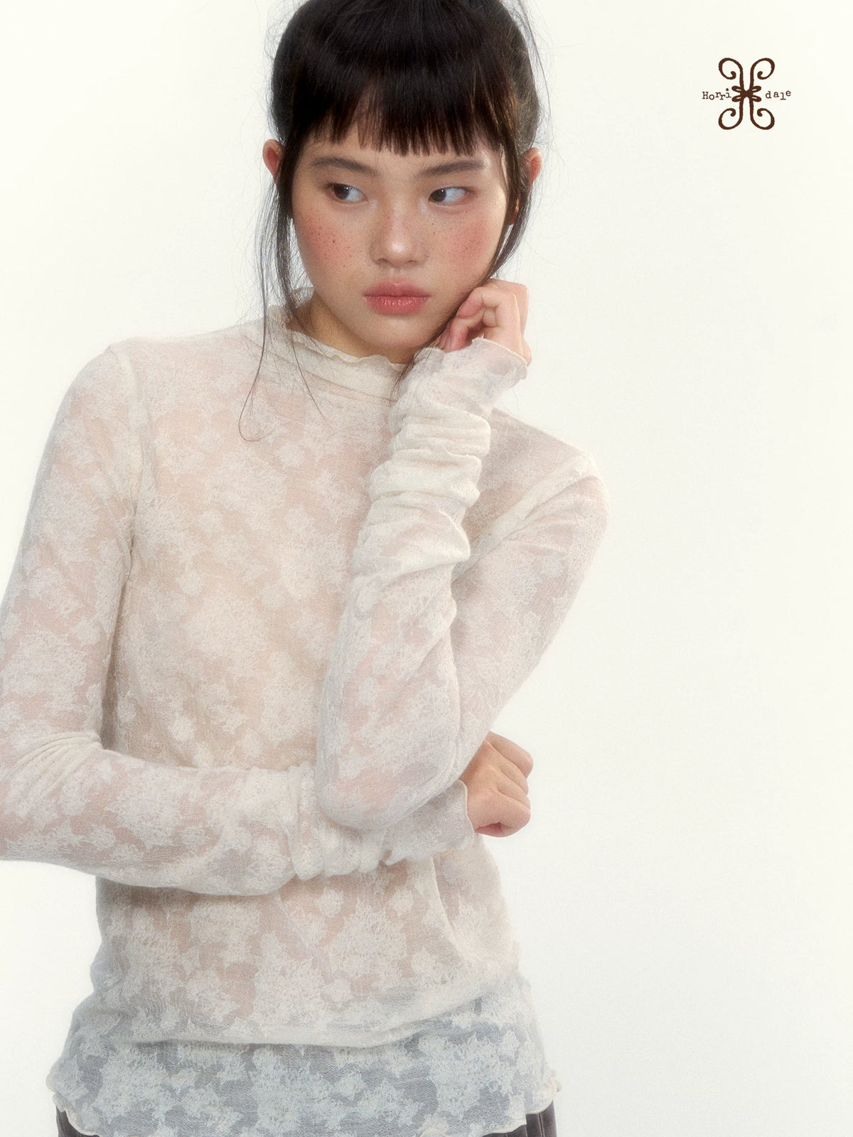 “Everyday Mist” Jacquard Lace Layering Top ( Ivory / Fog Gray )