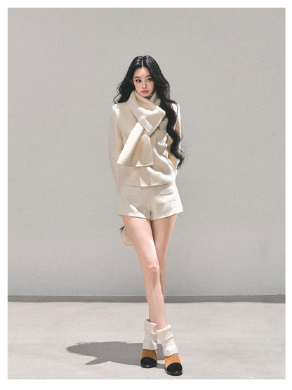 少也眼 “Twilight Forest" Woolen Oversized Coat - White