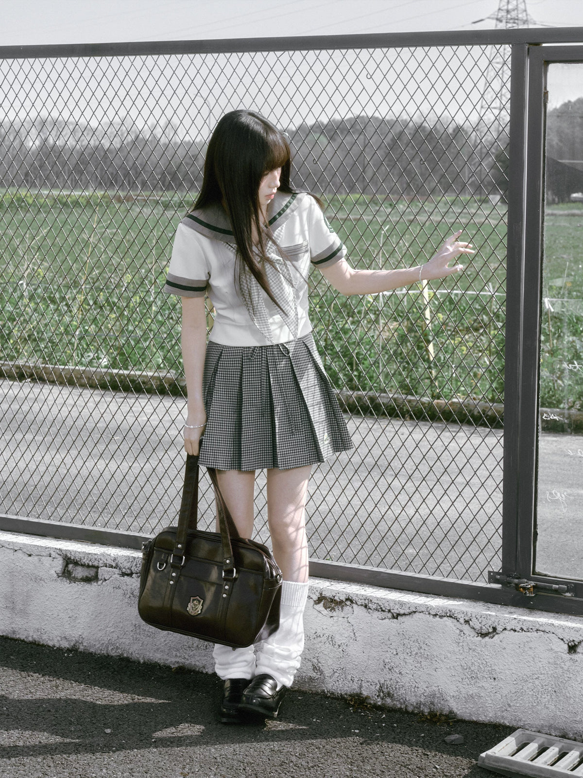 “Daisy & Spring Twins” White Sailor School Uniform Set