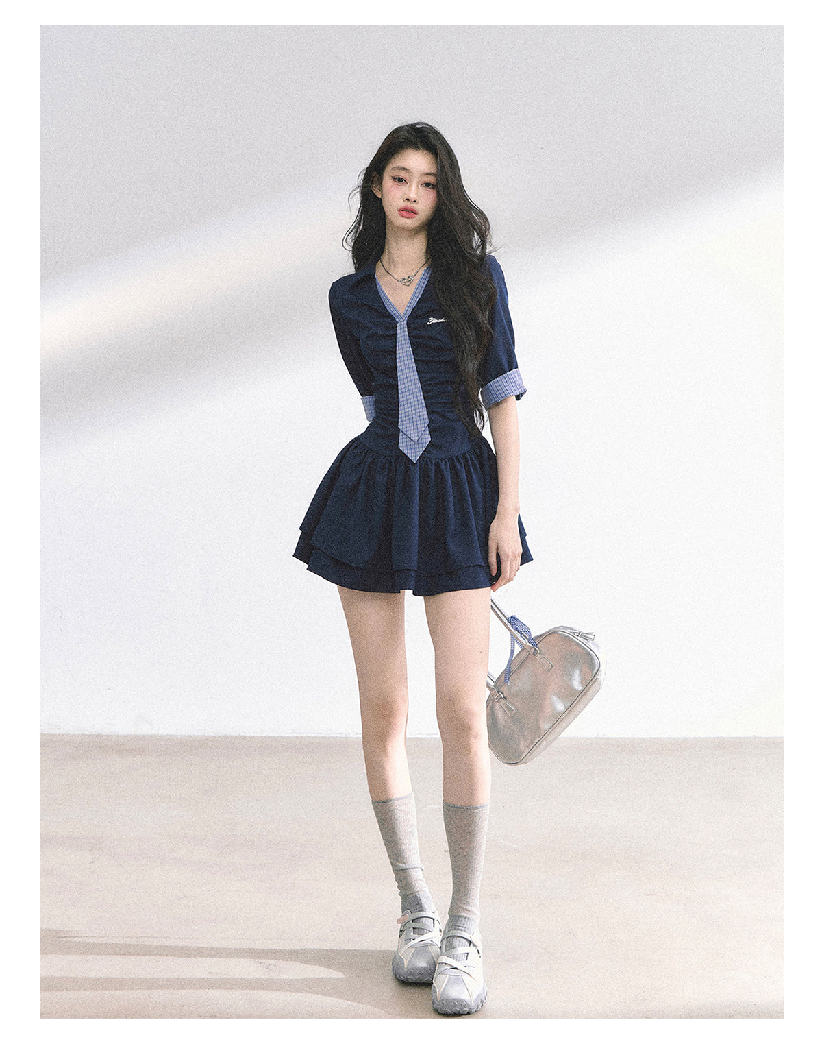 少也眼 "London Chronicle" Structured Plaid Puff-Sleeve Mini Shirt Dress - Navy Blue