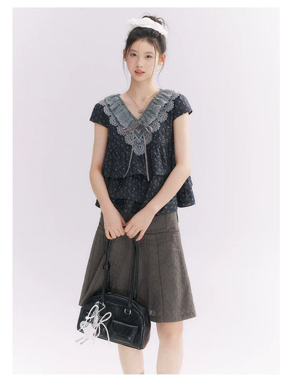 “Misty Texture” Gray Plaid Trim Embroidered A-Line Skirt
