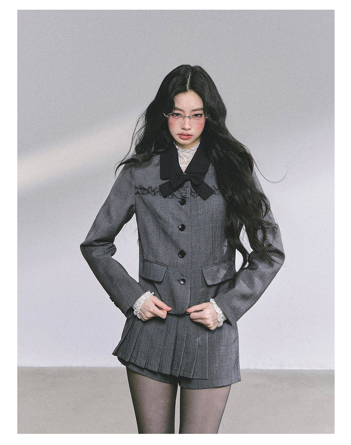 少也眼 “Maxiny Reverie” French Academia Jacket & Pleated Skirt Set