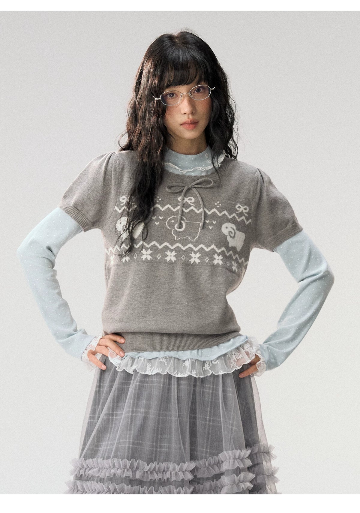 [CAN] "Little Lamb Adventure" Gray Jacquard Bow-Detail Short Sleeve Knit Top