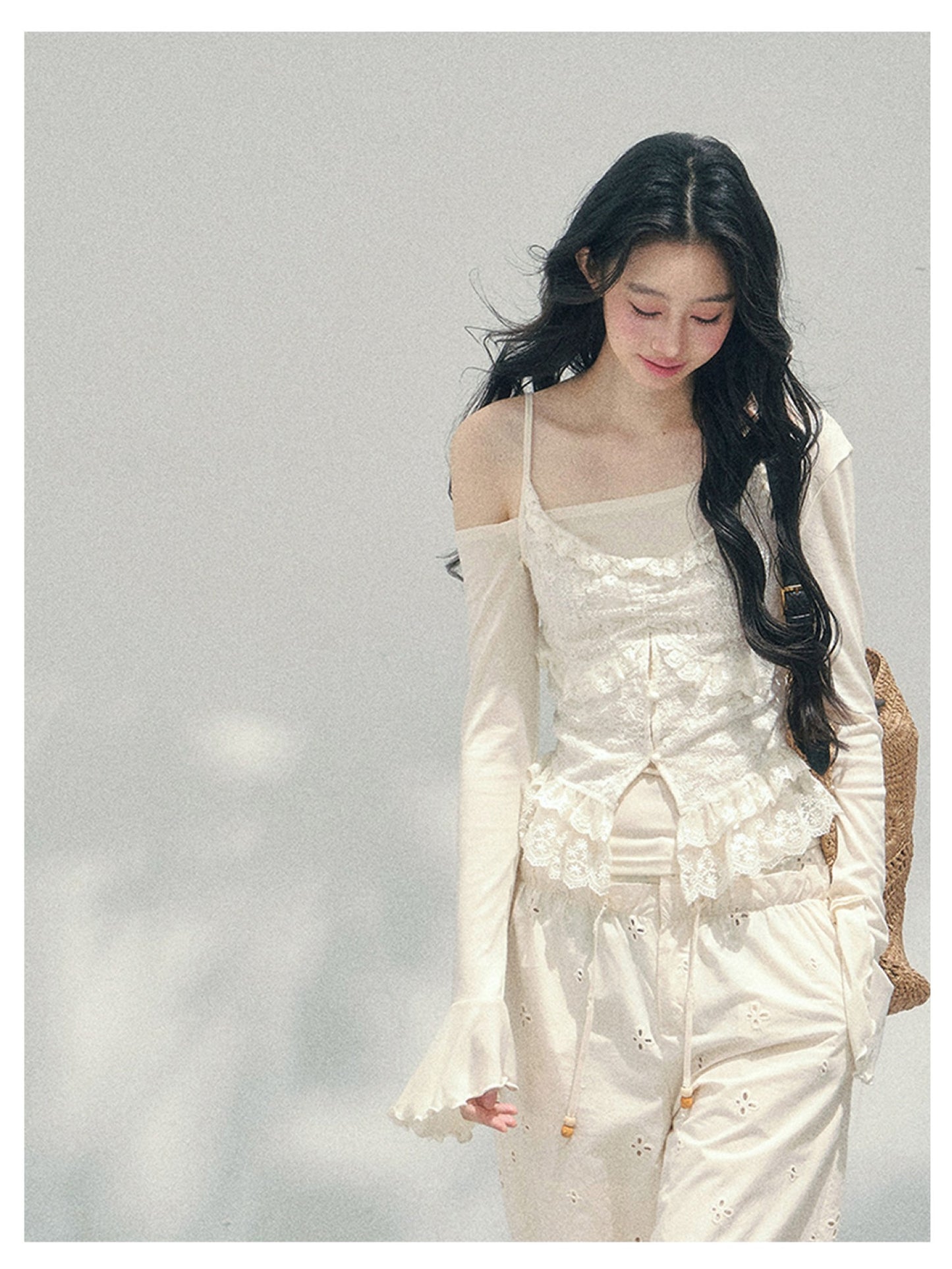 少也眼 “Lace Over the Shoulder” Asymmetrical Layered Lace Long Sleeve Top 45635485