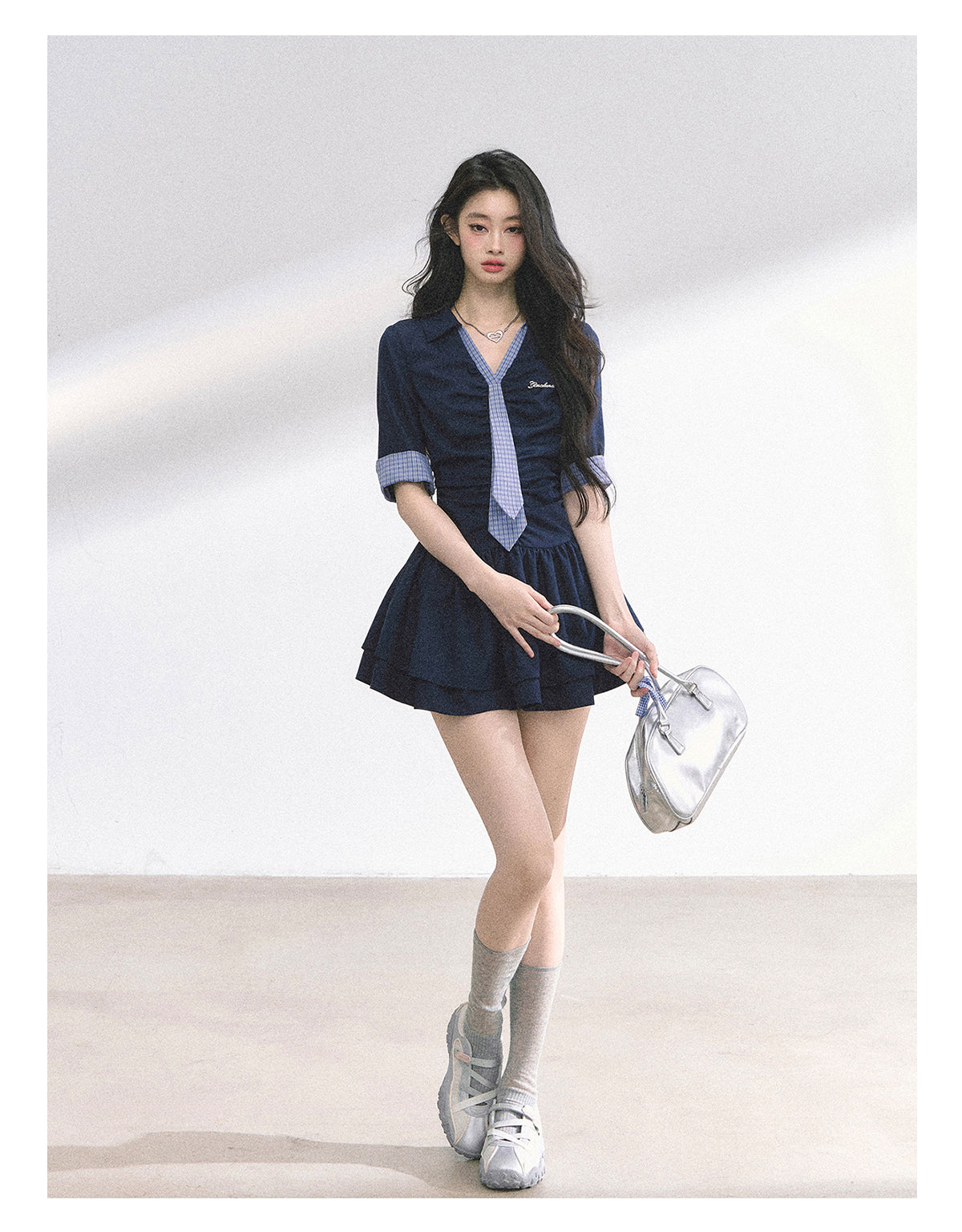少也眼 "London Chronicle" Structured Plaid Puff-Sleeve Mini Shirt Dress - Navy Blue
