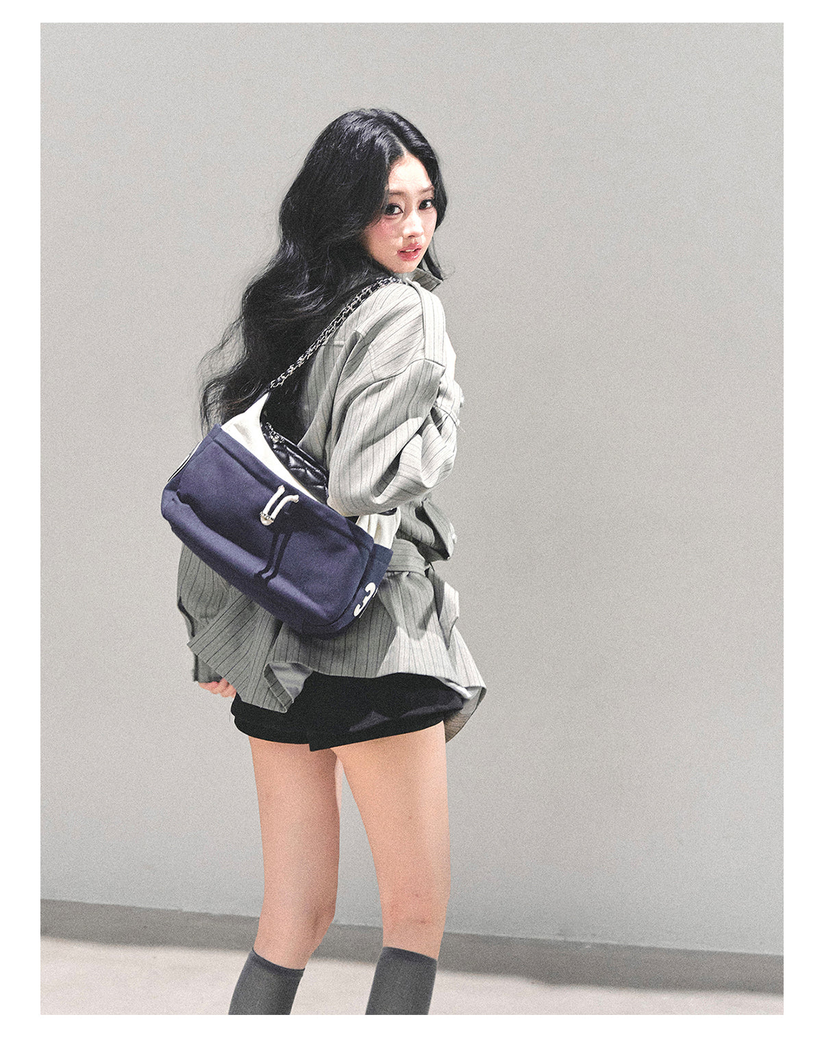 少也眼 “St. Martin Academy” French-British Striped High-Neck Jacket with Belt – Gray 94161