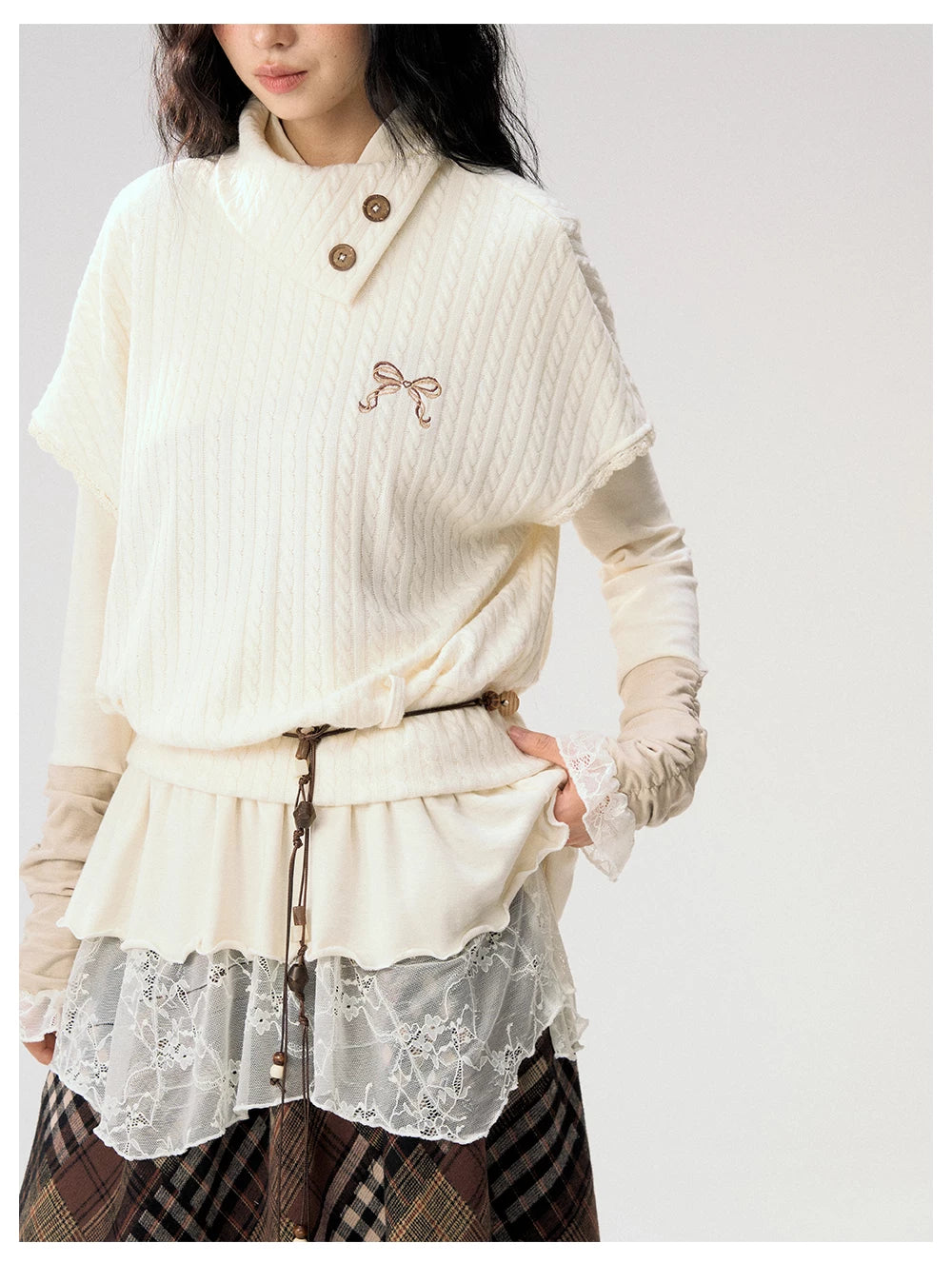 [CAN] "Cloud Knit Reverie" Ivory Cable Knit Bow Embroidered Vest