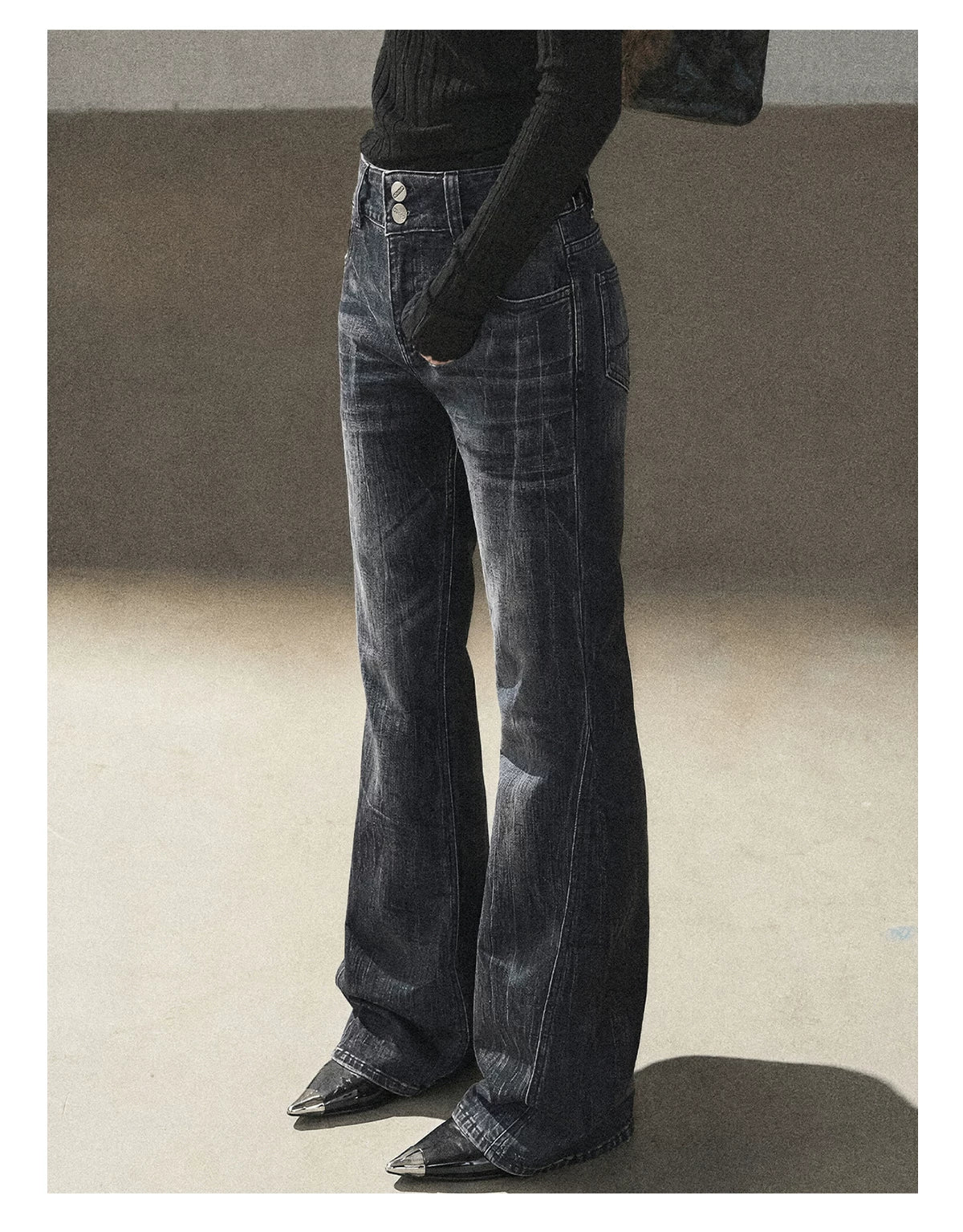 AOMALM - “Her Shoreline” American Vintage Slim Flare Jeans (Rock Black / Vintage Blue)
