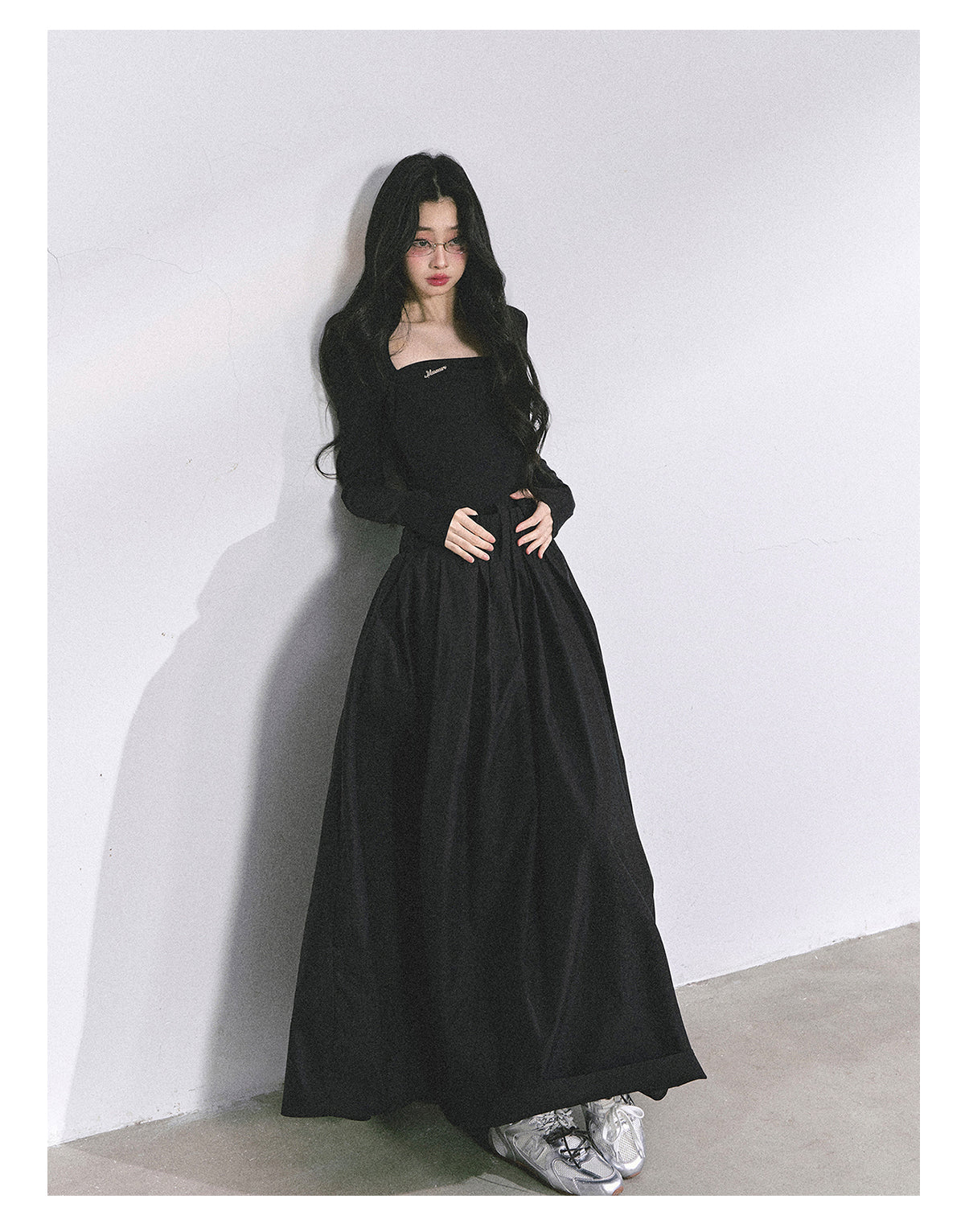 少也眼 "K-Show Muse" Elegant French Hepburn Long-Sleeve Dress - Black 47867864