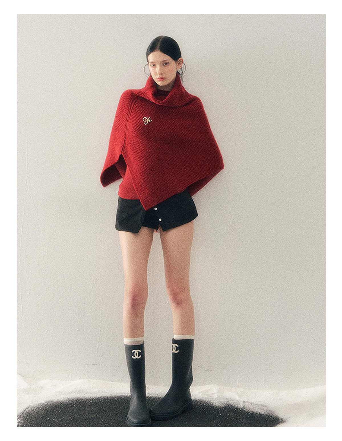 181225 "Late Autumn Ginkgo" Burgundy High-Neck Knit Cape Set