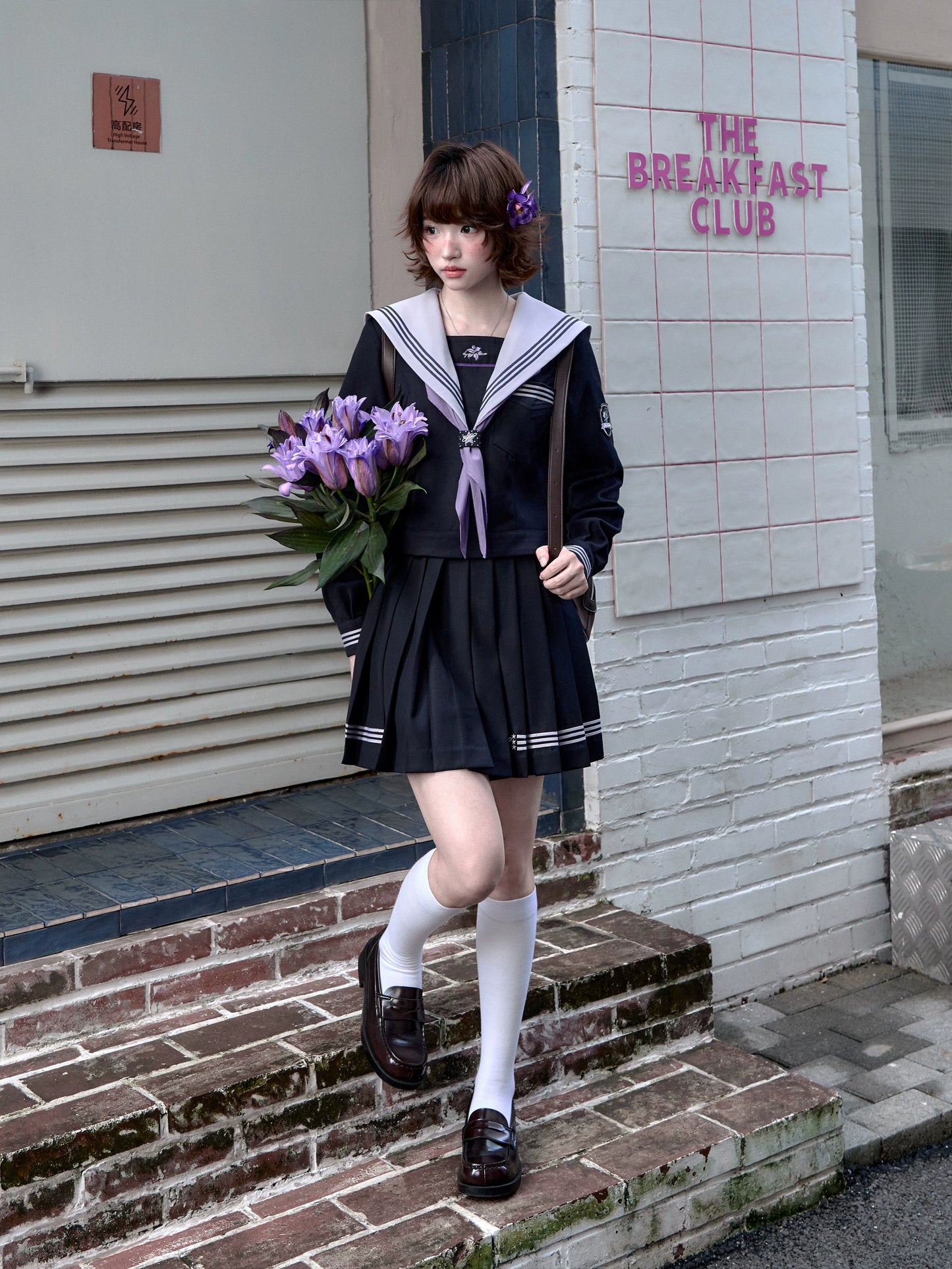 "Snow-Cleared Lily" Gray-Lilac JK Long-Sleeve Sailor Uniform Set