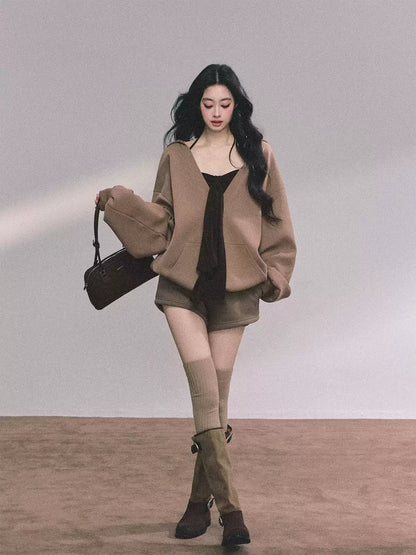 少也眼 Three-Piece Casual Hoodie Set – Loungewear Outfit in Khaki