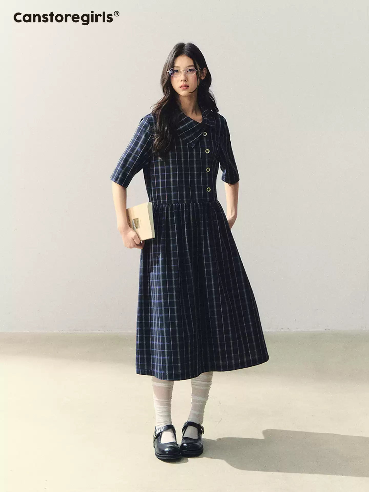 "Plaid Narrative" Asymmetric Neck Knit Midi Dress WW2026022