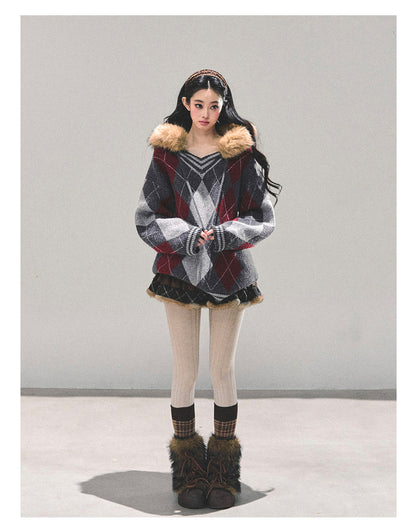 少也眼 "Winter’s Gentle Glow" Faux Fur-Collar Sweater 543512