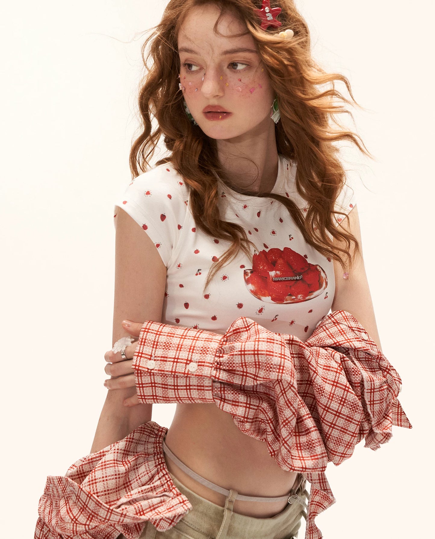 "Strawberry Sugar Mood" Fitted Raglan Crop Tee WE982
