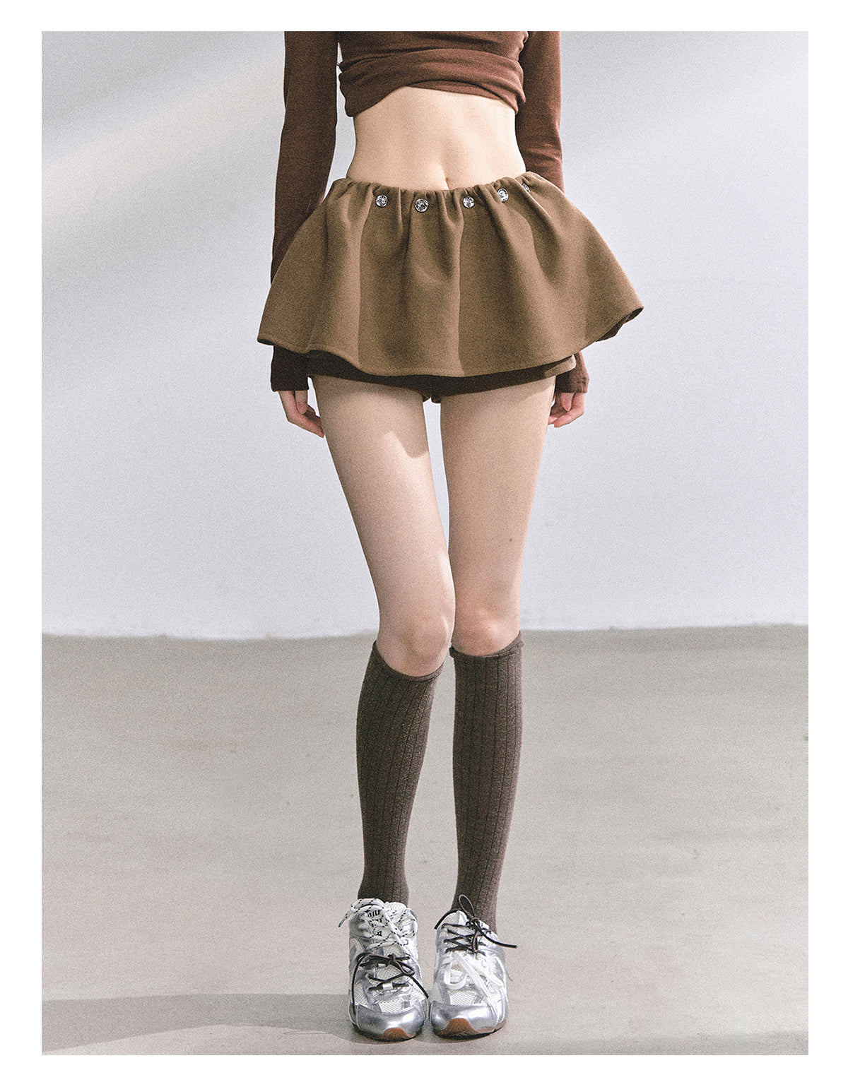 少也眼 "Wild Model-Leg Aura" Woolen Flared Mini Skirt - Coffee 1483645