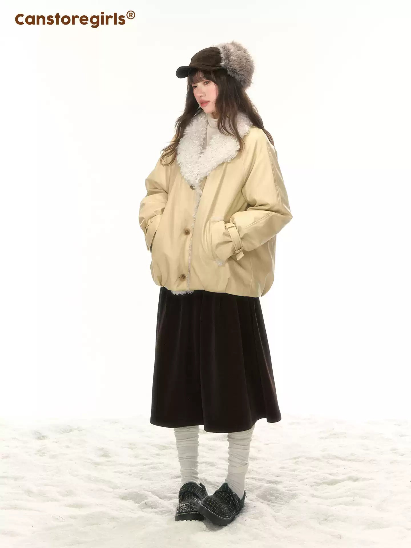 "Fuzzy Signal" Light Yellow PU-Trim 90% Down Jacket LL2025465