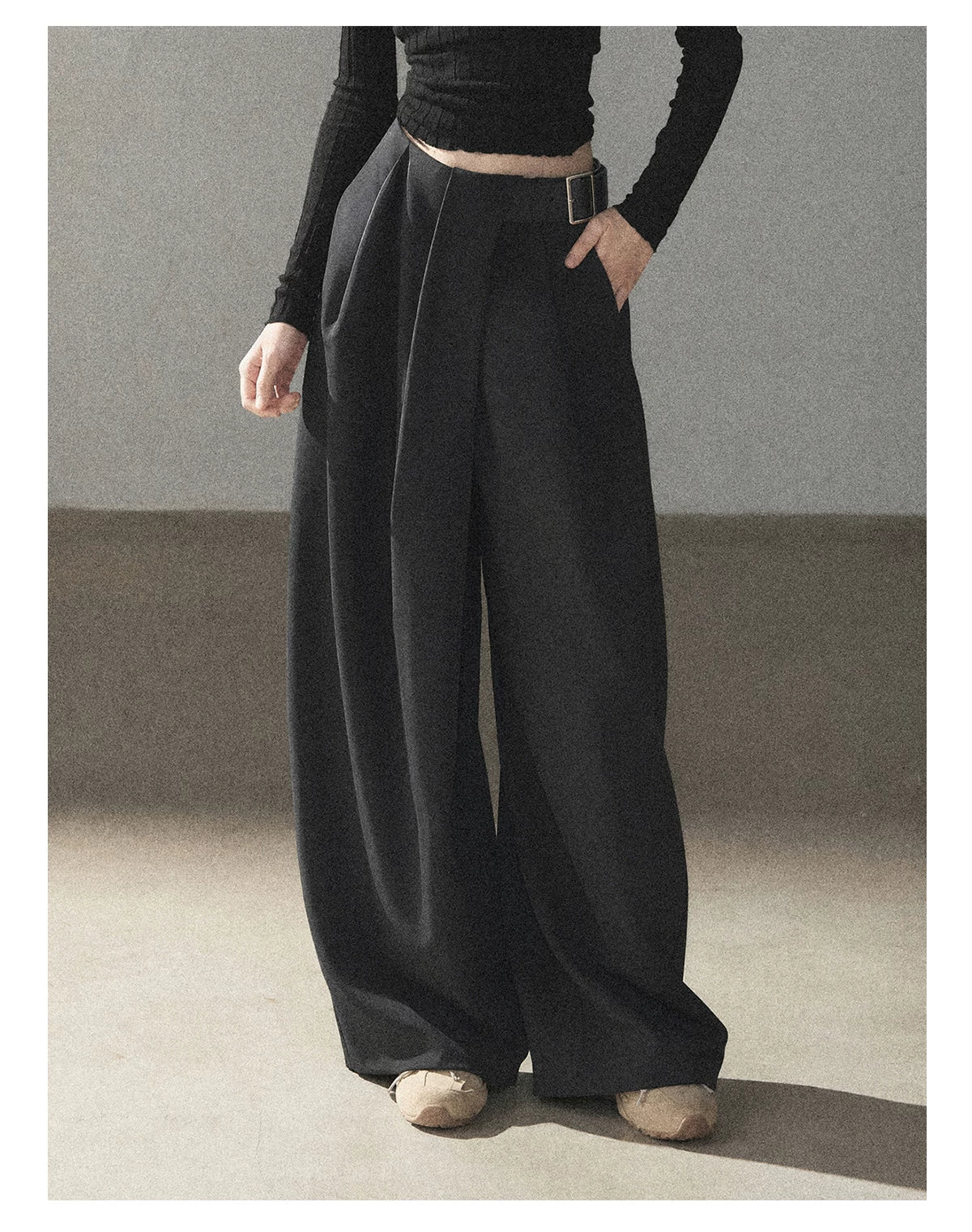 AOMALM - "A Touch of Autumn" Loose Relaxed Balloon Wide-Leg Pants With Belt (Dusty Taupe Brown / Quiet Black)