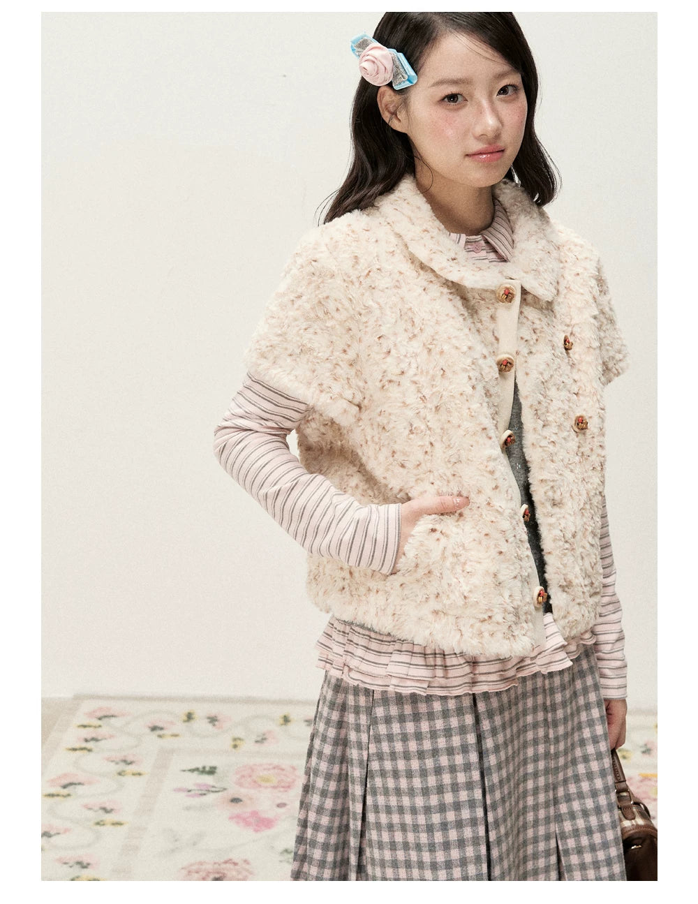 [RF] Cream Beige & Chestnut Speckle Plush Short-Sleeve Vest Jacket with Peter Pan Collar