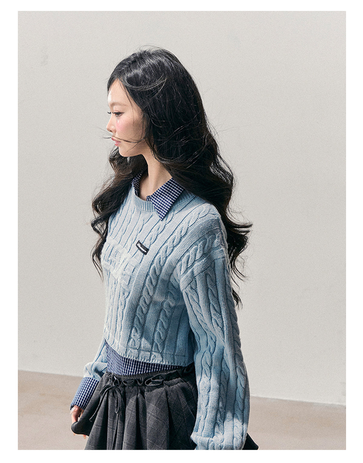 少也眼 “Falling Blue” Faux-Layered Wool Knit Sweater 658454