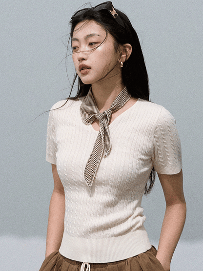 OAKMOO - "Soft Daisy Farm" V-Neck Wool Knit Top – Removable Scarf 25Q322