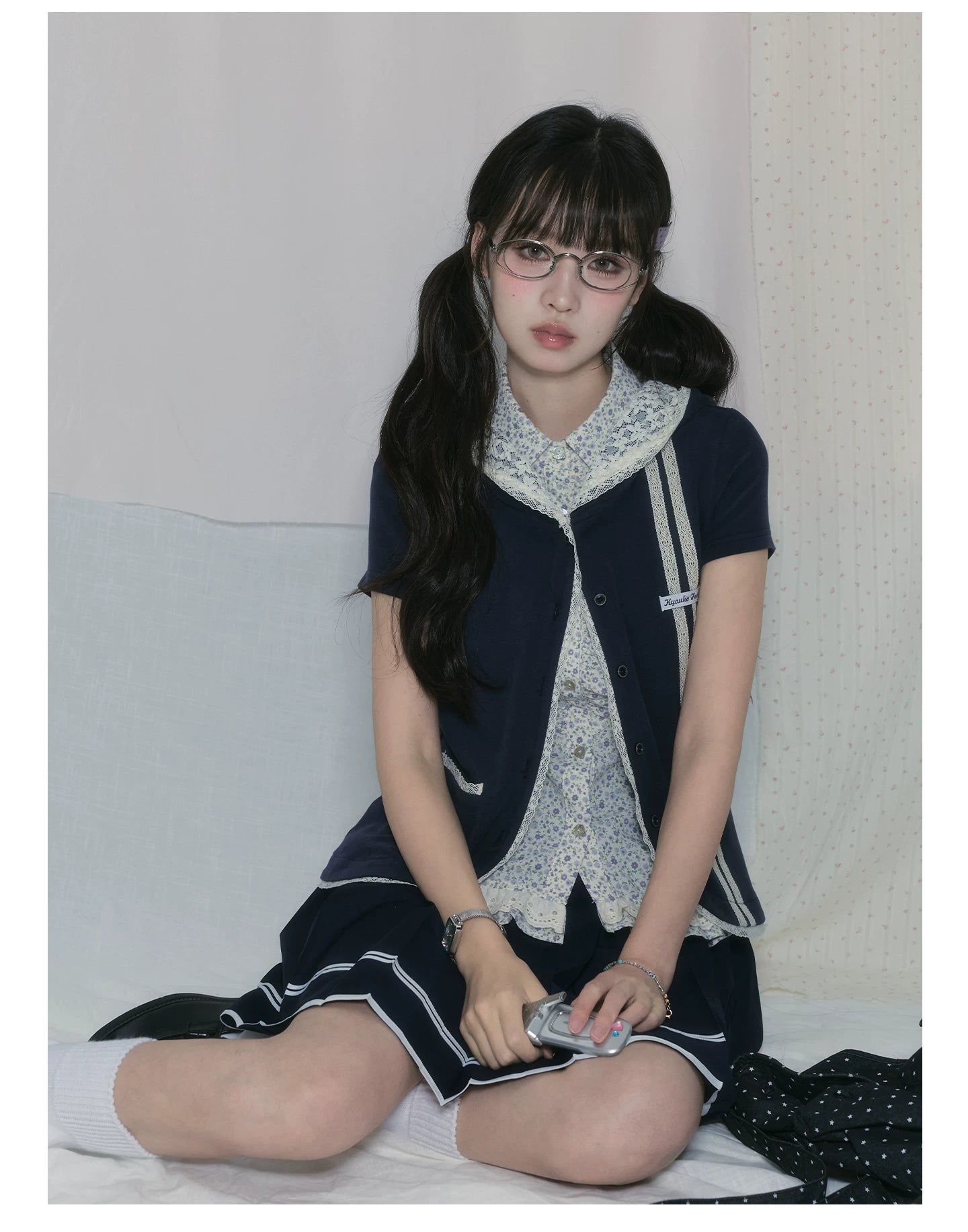 "Midnight Blossom" Vintage Floral Collection (Sleeveless Blouse / Hooded Cardigan / Box Pleated Skirt)