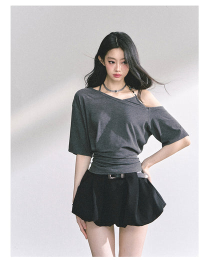 少也眼 “Smart Relax” Asymmetric Halter Short Tee - Gray