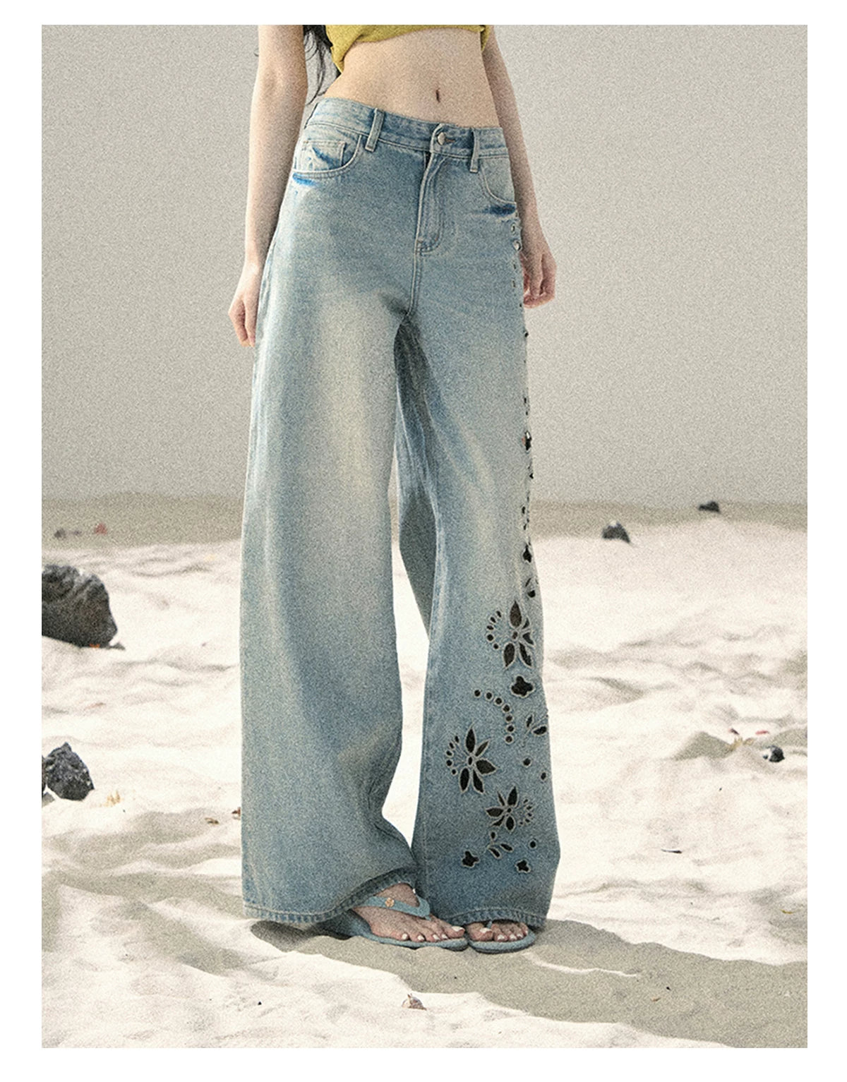 "Scent of Sea Salt" Vintage Blue Embroidered Wide-Leg Jeans 536843