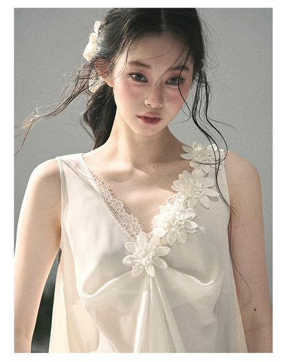 “Silent Rose” Ivory Floral Lace Sleeveless Top