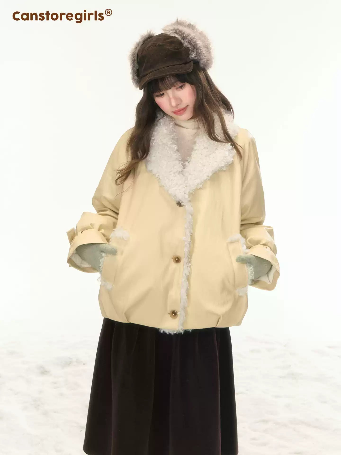 "Fuzzy Signal" Light Yellow PU-Trim 90% Down Jacket LL2025465
