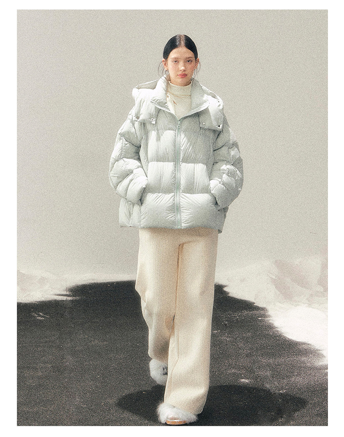 少也眼 "Thawing Snow Realm" Matte Nylon Down Puffer Jacket - Glacier Blue