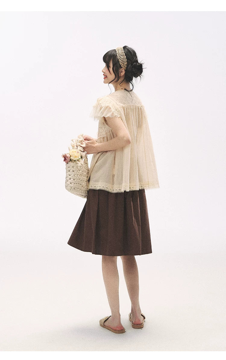 "Apricot Blossom Letter" Oatmeal Lace Patchwork Short Sleeve Blouse