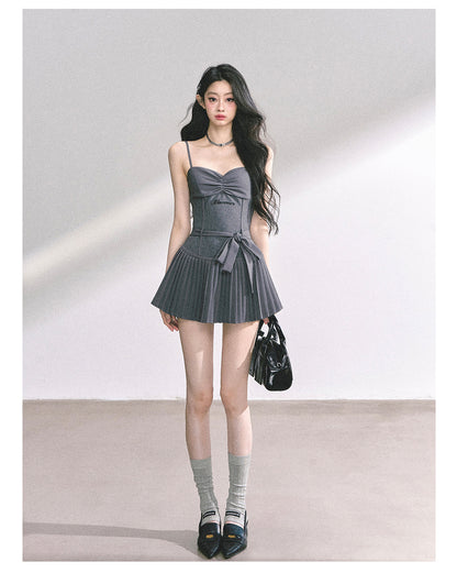 少也眼 “Model Girl Idol” Puff Mini Dress