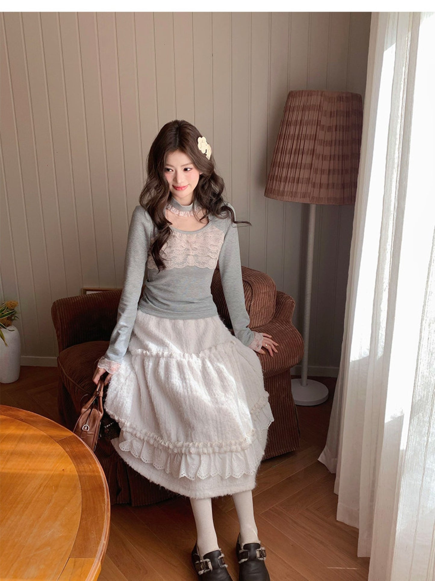 阮阮自制 - Satin Knot Mist Gray Lace-Panel Knit Base Top