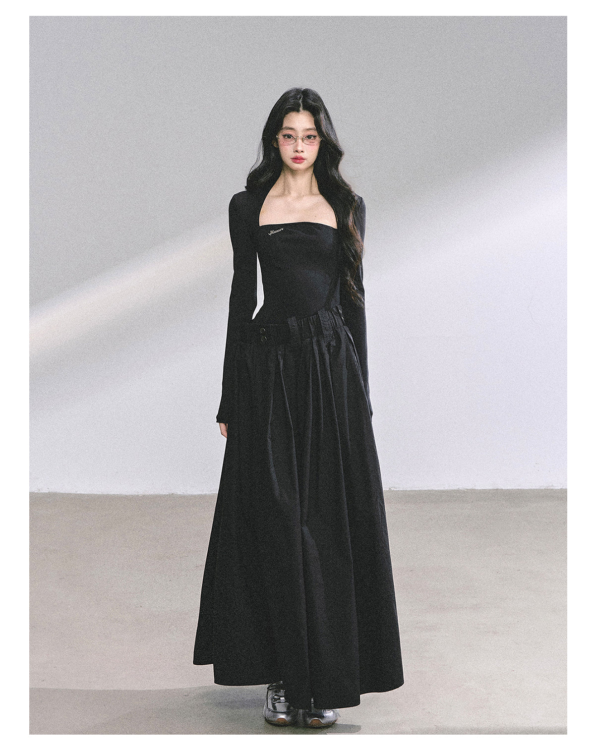 少也眼 "K-Show Muse" Elegant French Hepburn Long-Sleeve Dress - Black 47867864