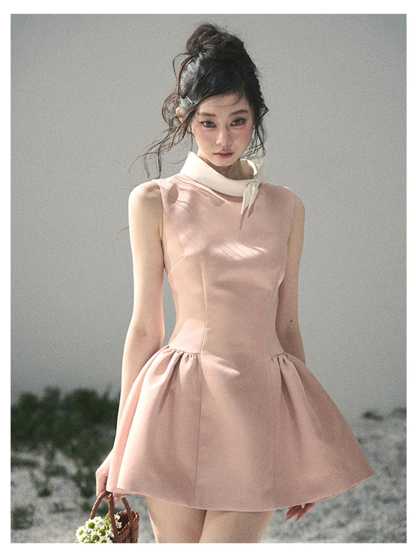 少也眼 “Satin Poise” Coral Pink French A-Line Dress 145