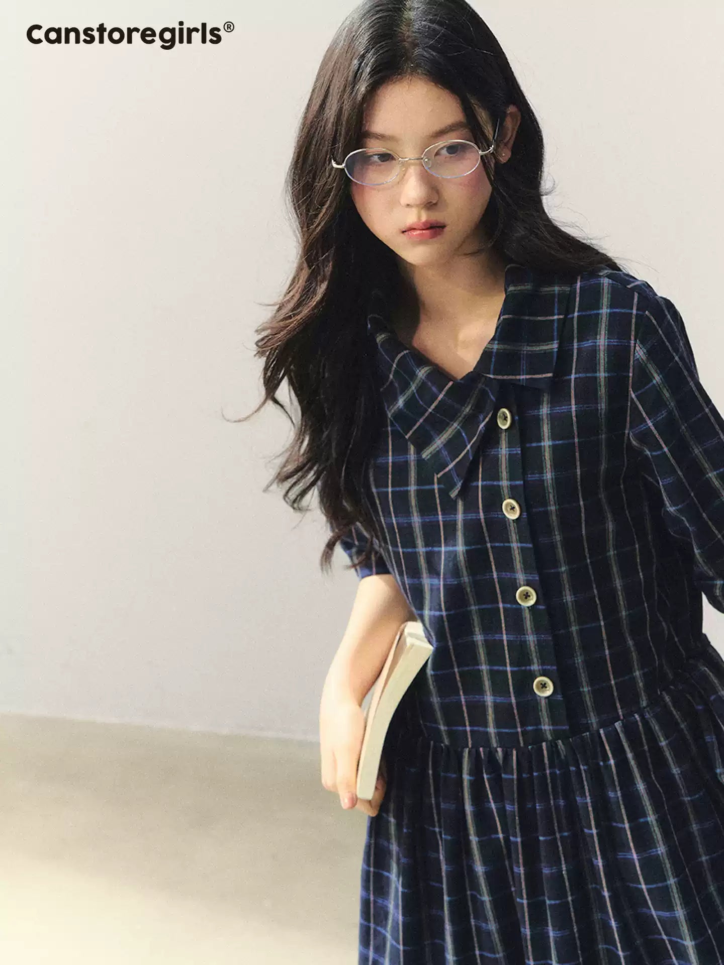 "Plaid Narrative" Asymmetric Neck Knit Midi Dress WW2026022
