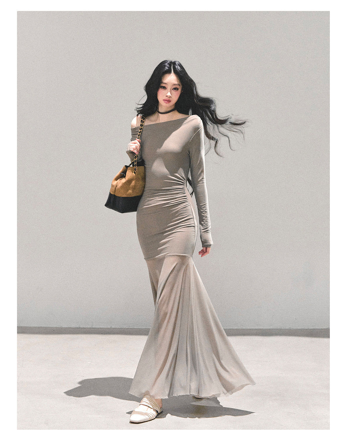 少也眼 "The Silent Heiress" Ash Camel Slim-Fit Evening Maxi Dress 76867845