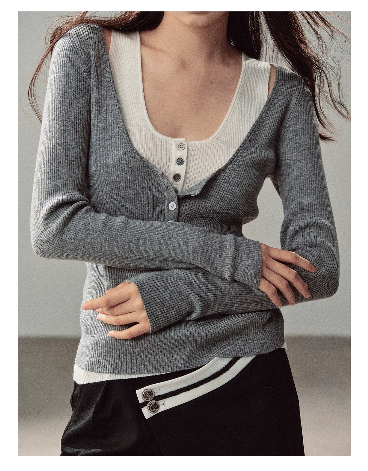 AOMALM - Korean U-Neck Faux Layered Knit Top