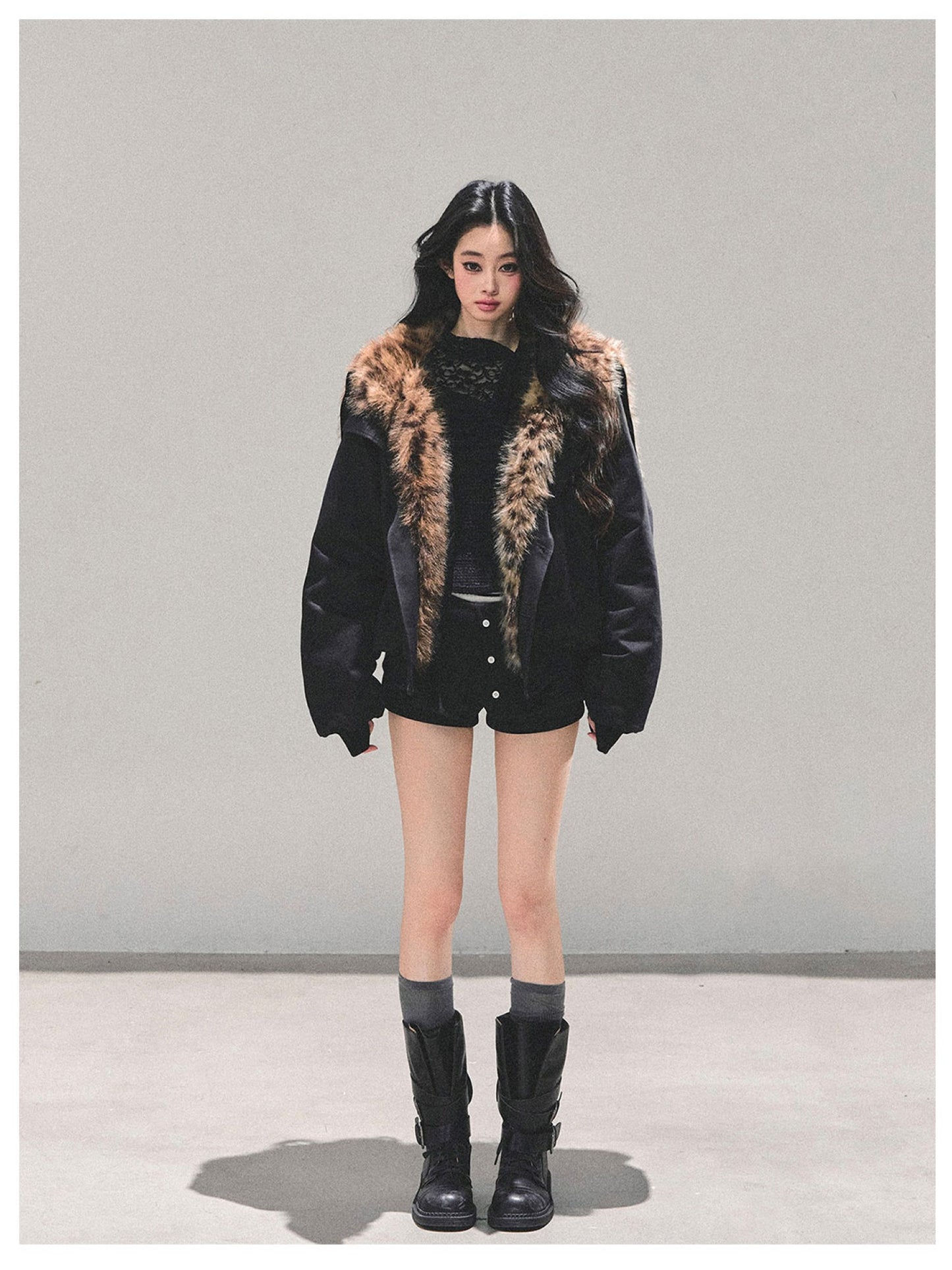 "降落在你怀中" Falling Into You Fleece Jacket - Black